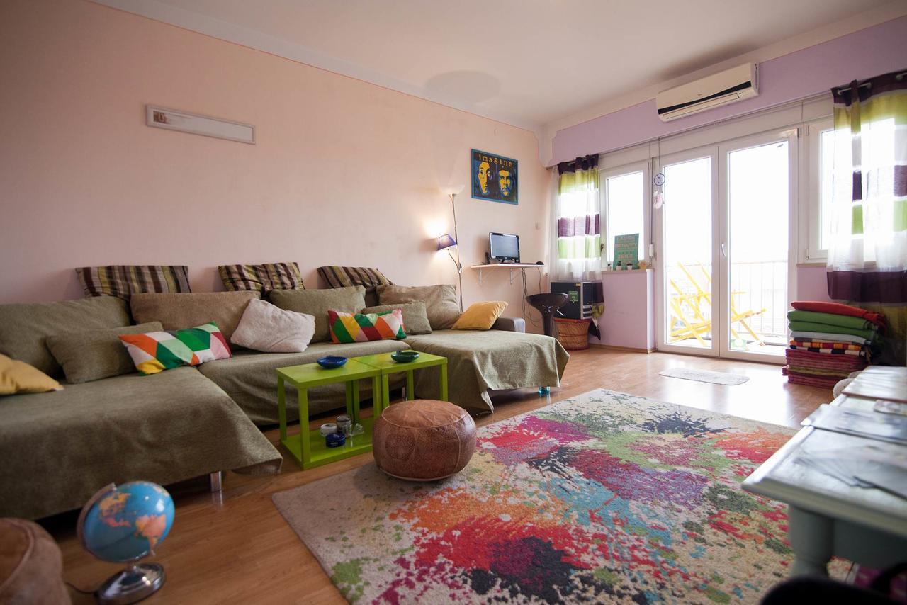 Backpackers Fairytale Hostel Split Bagian luar foto